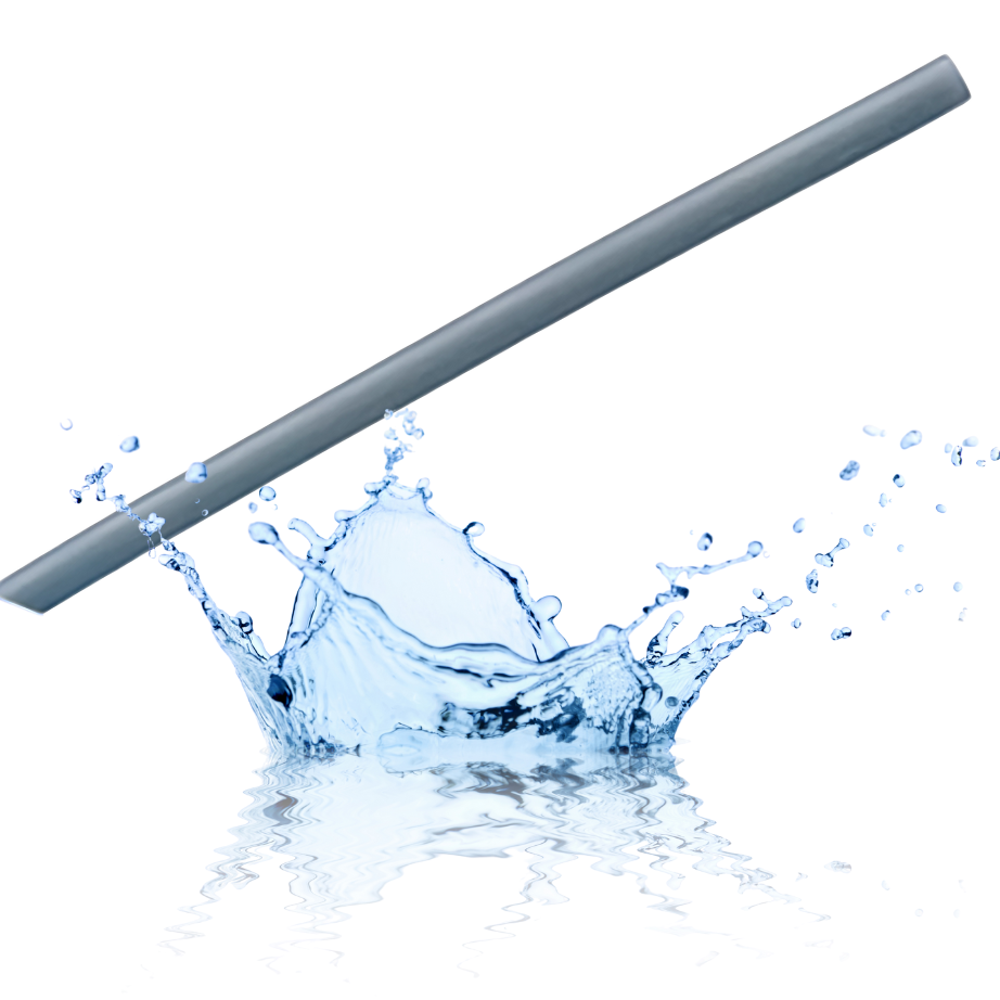 A rice straw dropping into water, creating a splash effect.